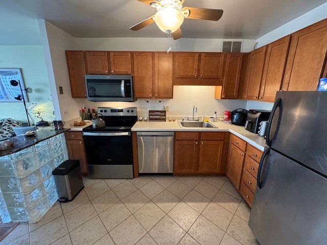 211 E Ohio Street 2405, Chicago, IL 60611