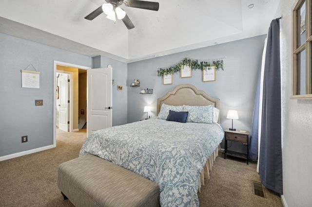 5007 73rd Ave, La Vergne, TN 37086