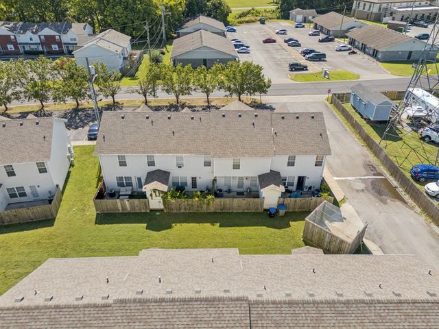 5007 73rd Ave, La Vergne, TN 37086