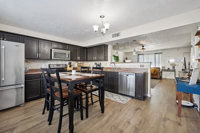 5007 73rd Ave, La Vergne, TN 37086