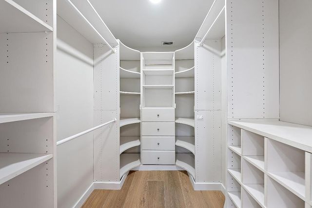 37 Edinburgh Drive, Palm Beach Gardens, FL 33418