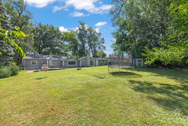 0S732 Myrtle Street, Winfield, IL 60190