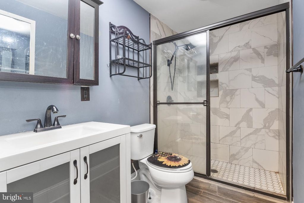 Image 13 of property listing at 223 NEW ST, Church Hill, MD 21623