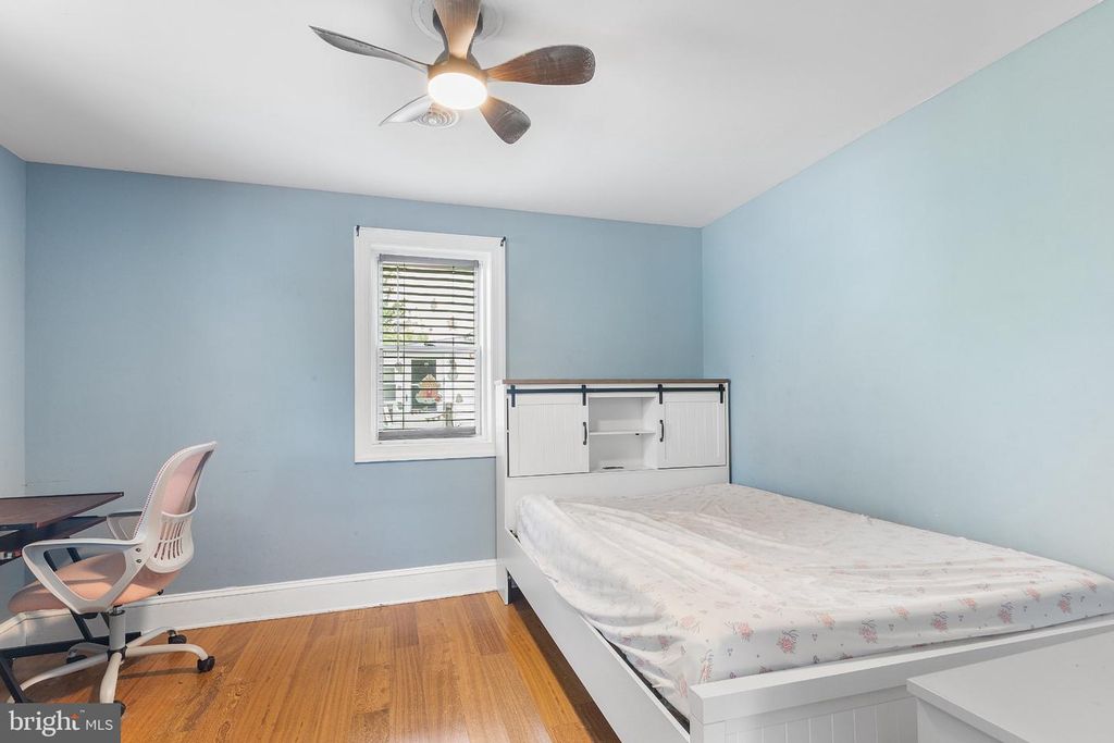 Image 15 of property listing at 223 NEW ST, Church Hill, MD 21623