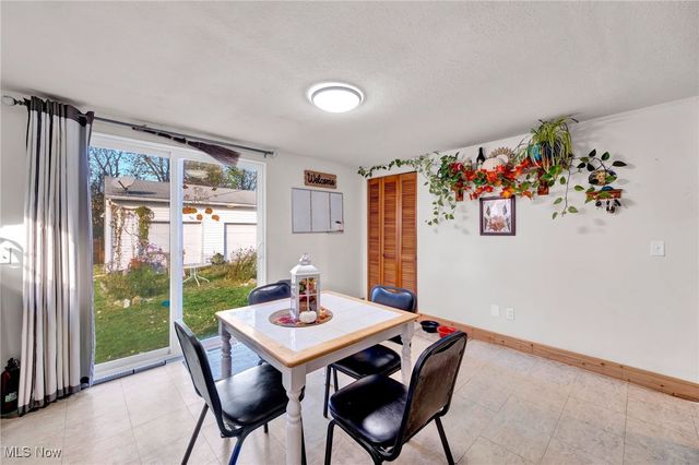 620 Hilliard Road, Elyria, OH 44035