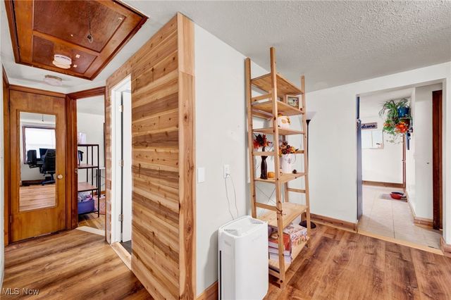 620 Hilliard Road, Elyria, OH 44035