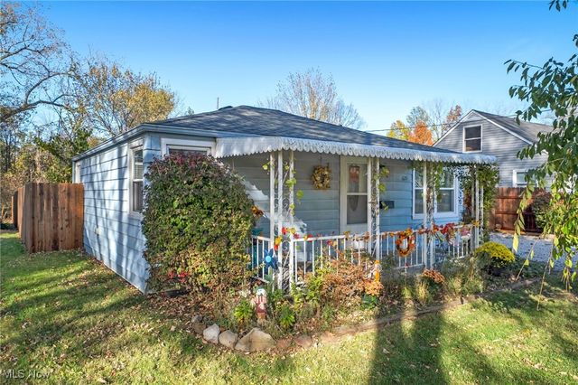 620 Hilliard Road, Elyria, OH 44035