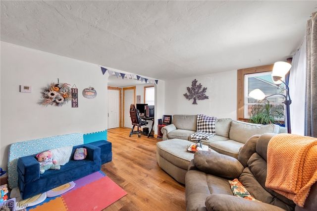 620 Hilliard Road, Elyria, OH 44035