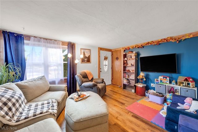 620 Hilliard Road, Elyria, OH 44035