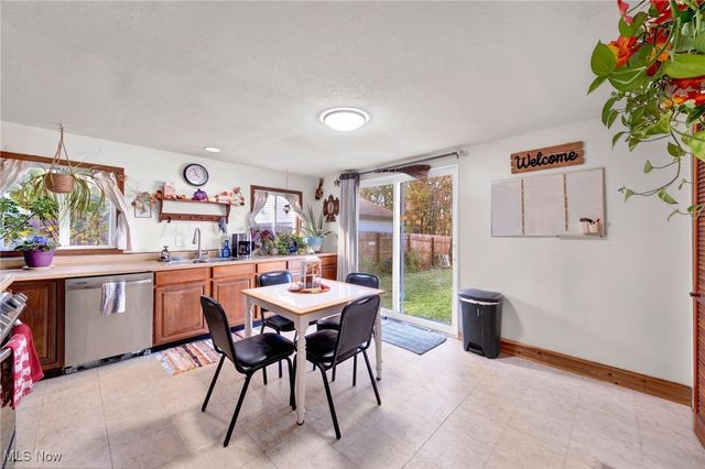 620 Hilliard Road, Elyria, OH 44035