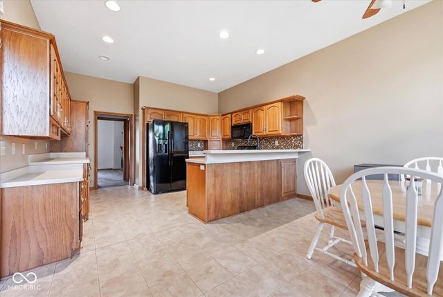 2806 Theobald Street, Shelbyville, IN 46176