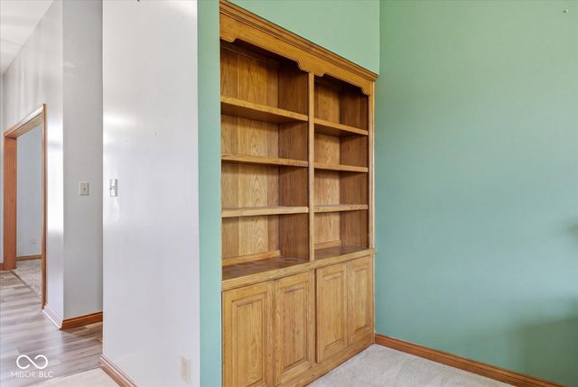 2806 Theobald Street, Shelbyville, IN 46176