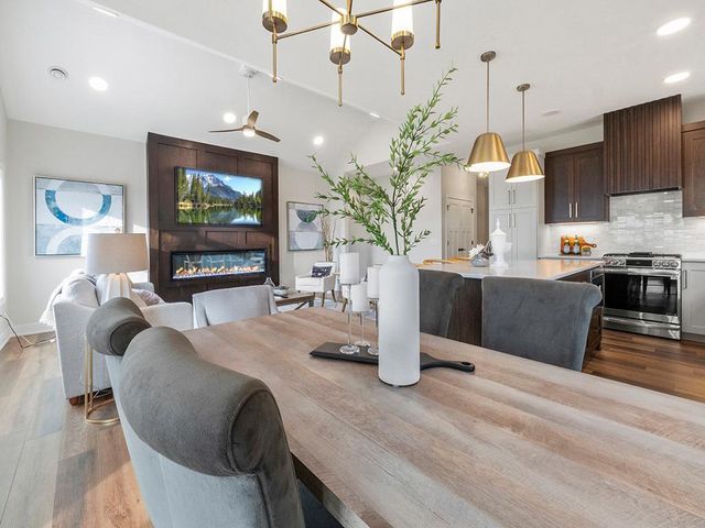 9975 Kari Way, Elko New Market, MN 55020