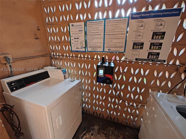2330 NW 11th St 15, Miami, FL 33125