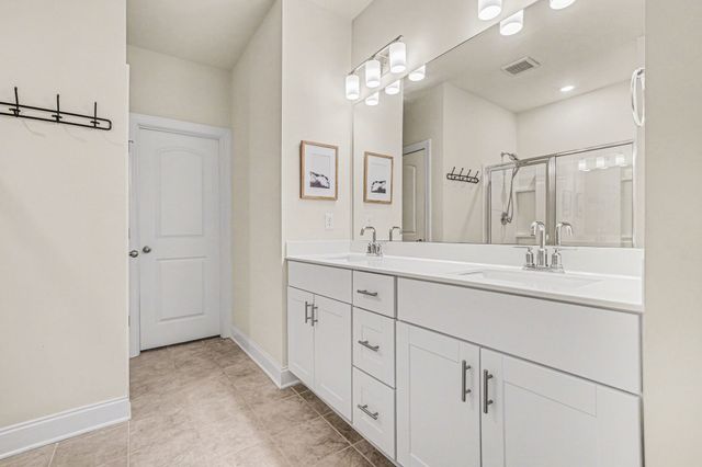 1096 Holland Ridge Way, Lebanon, TN 37090