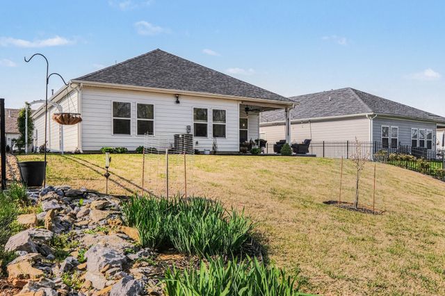 1096 Holland Ridge Way, Lebanon, TN 37090