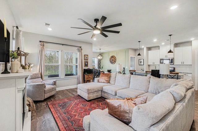 1096 Holland Ridge Way, Lebanon, TN 37090