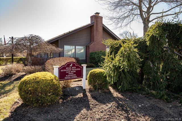 47 Greenmeadow Court, Deer Park, NY 11729