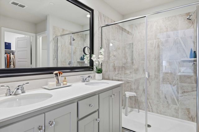 6092 Bursey Road, Watauga, TX 76148