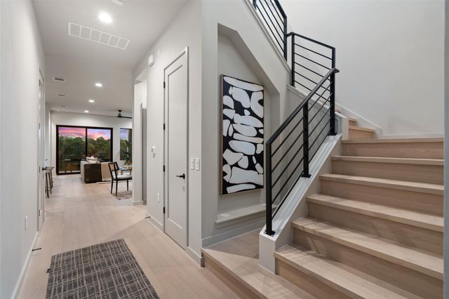 9803 Ribelin Ranch CT 6, Austin, TX 78750