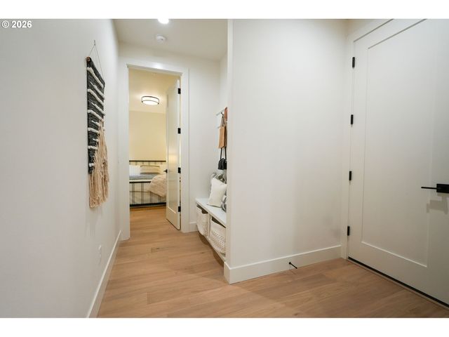 10044 Sw 72ND Ave, Tigard, OR 97223