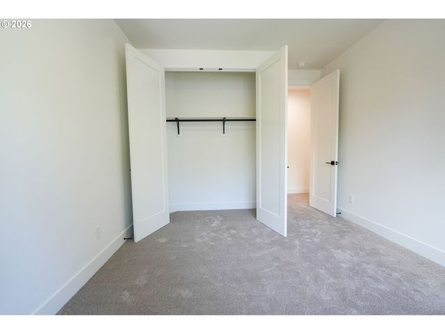 10044 Sw 72ND Ave, Tigard, OR 97223