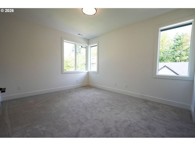 10044 Sw 72ND Ave, Tigard, OR 97223