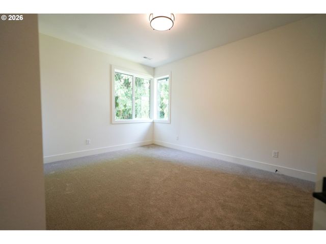 10044 Sw 72ND Ave, Tigard, OR 97223