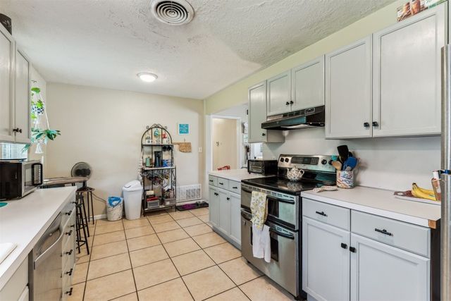 709 W Hughbert Street, Norman, OK 73069