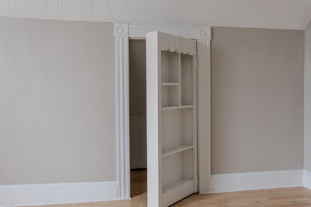 21 John St 3, Attleboro, MA 02703