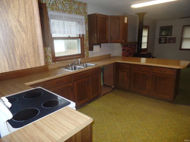 15312 W 50 N Road, Linton, IN 47441