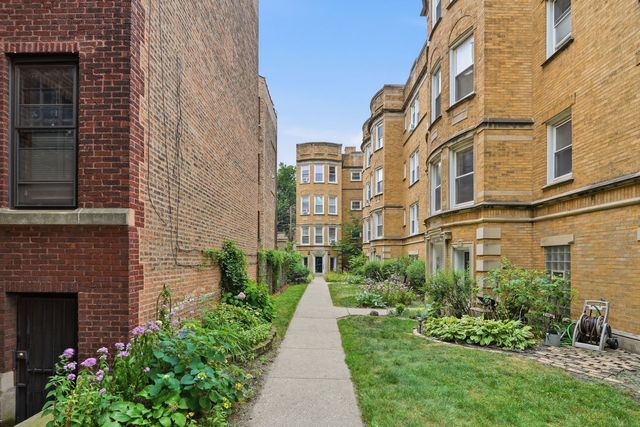 5314 N Glenwood Avenue 1W, Chicago, IL 60640