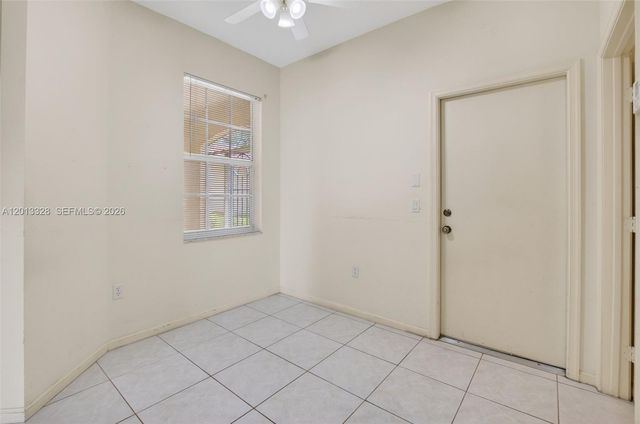 12474 Crystal Pointe Dr 101, Boynton Beach, FL 33437