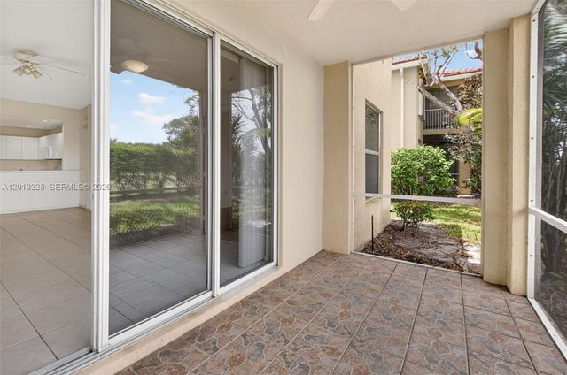 12474 Crystal Pointe Dr 101, Boynton Beach, FL 33437
