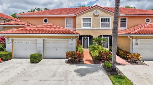 12474 Crystal Pointe Dr 101, Boynton Beach, FL 33437