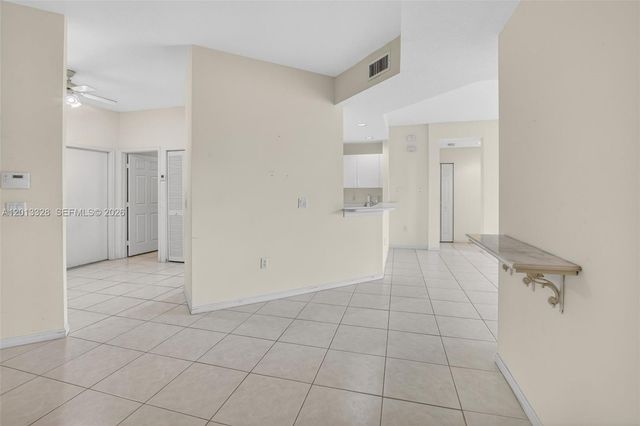 12474 Crystal Pointe Dr 101, Boynton Beach, FL 33437
