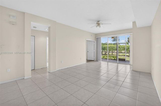 12474 Crystal Pointe Dr 101, Boynton Beach, FL 33437