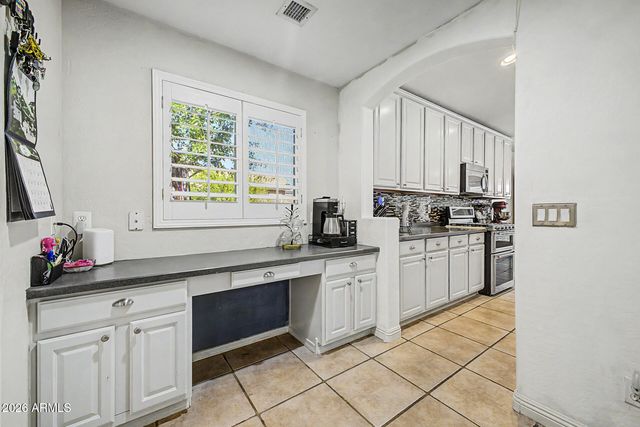 8387 W LUKE Avenue, Glendale, AZ 85305