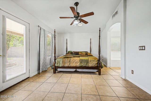 8387 W LUKE Avenue, Glendale, AZ 85305