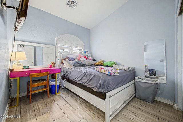 8387 W LUKE Avenue, Glendale, AZ 85305