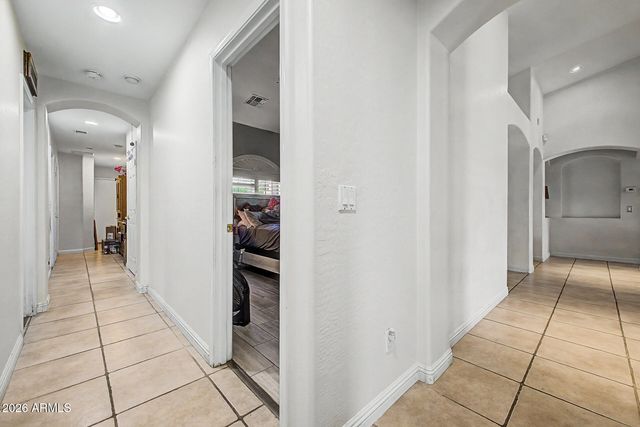 8387 W LUKE Avenue, Glendale, AZ 85305
