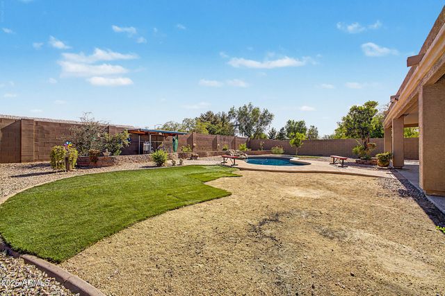 8387 W LUKE Avenue, Glendale, AZ 85305