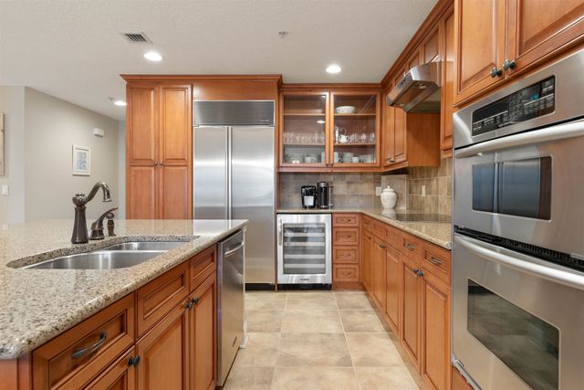 146 Palm Coast Resort Blvd 203, Palm Coast, FL 32137