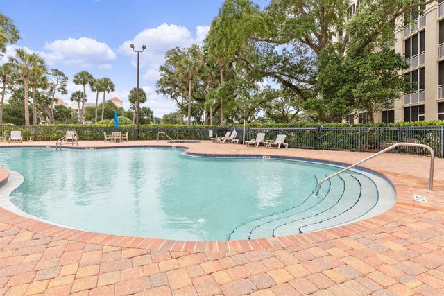 146 Palm Coast Resort Blvd 203, Palm Coast, FL 32137