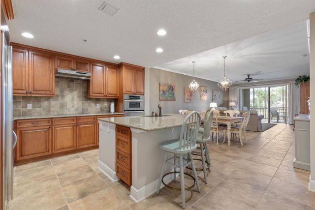 146 Palm Coast Resort Blvd 203, Palm Coast, FL 32137