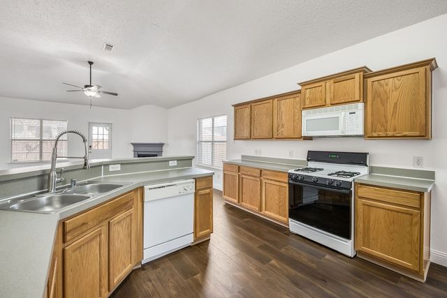 744 Oriole Drive, Saginaw, TX 76131