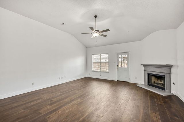 744 Oriole Drive, Saginaw, TX 76131