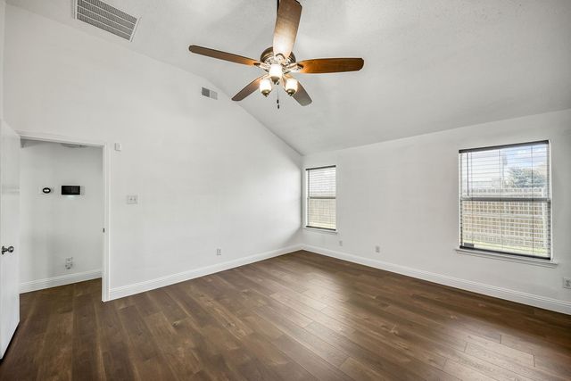 744 Oriole Drive, Saginaw, TX 76131