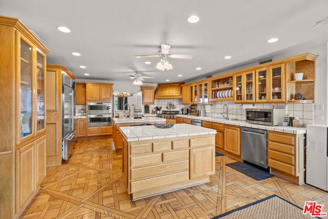 28765 Pine Canyon Road, Lake Hughes, CA 93532