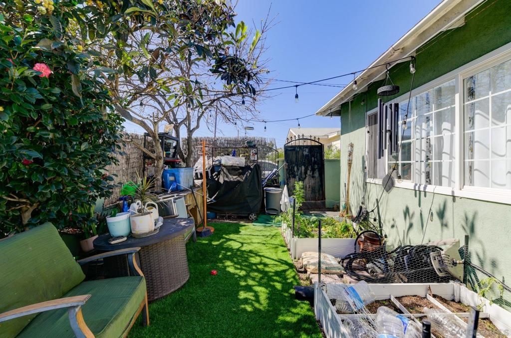 Image 26 of property listing at 1328 Buena St, Oceanside, CA 92058